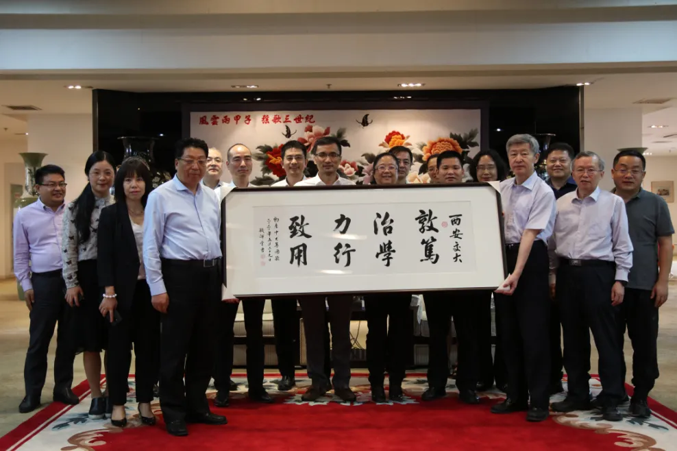 15909936068645878eiT.png 3.png